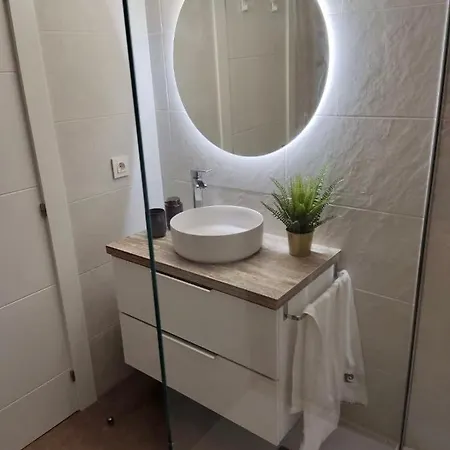 דירה Myhousespain - Nuevo En Cimadevilla, Casco Antiguo *